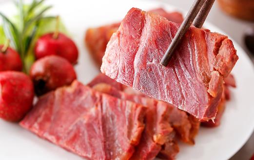 健身餐對營養(yǎng)的均有講究 健身運(yùn)動員三餐時(shí)間安排