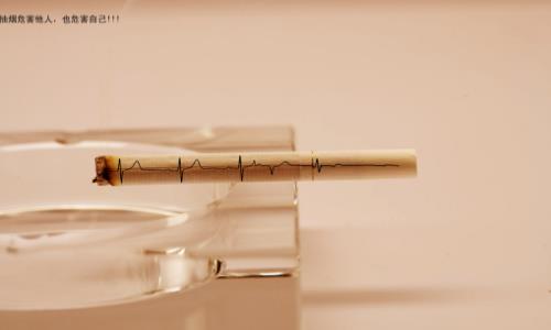 總是戒煙戒不了 但是這4種情況必須暫停吸煙