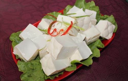 單吃豆腐太乏味 巧妙搭配營養加倍