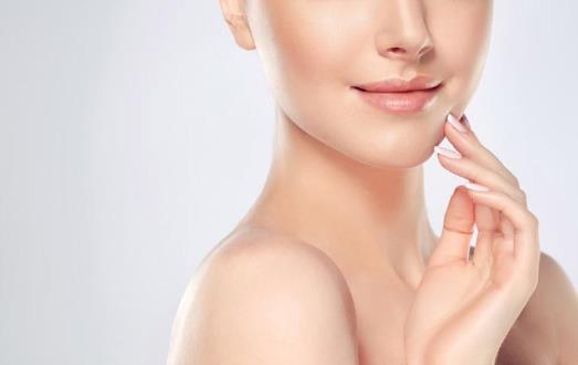 趕走黑色素實現美白效果 很多的蔬菜和水果就可以