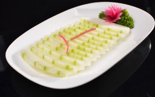 趕走黑色素實現美白效果 很多的蔬菜和水果就可以