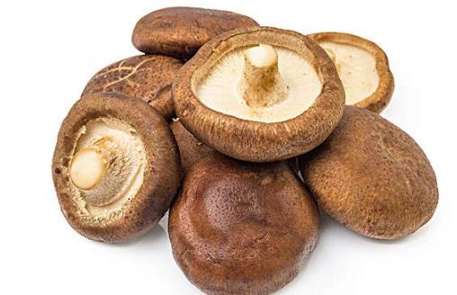 趕走黑色素實現美白效果 很多的蔬菜和水果就可以