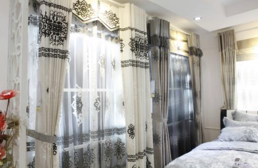 窗簾根本不用拆下來洗，家政阿姨教我一招，分分鐘洗干凈