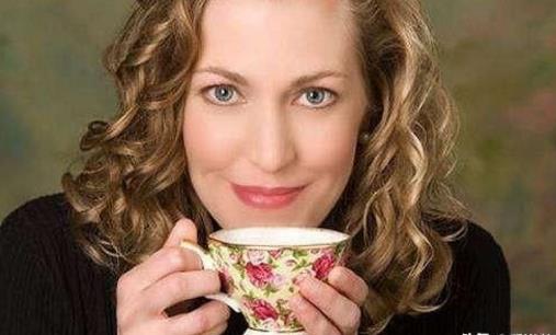 女性要想減緩衰老 常吃合適零食補充雌激素除皺淡斑