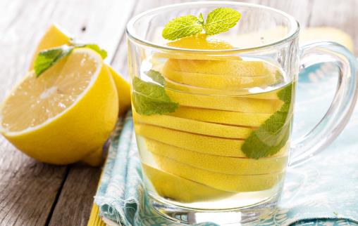 經常吃檸檬水,4個好處會顯現!美女最該吃,但很多人用錯