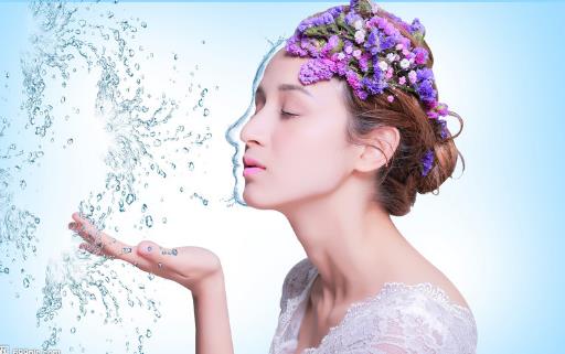 潤膚就是補(bǔ)水保濕