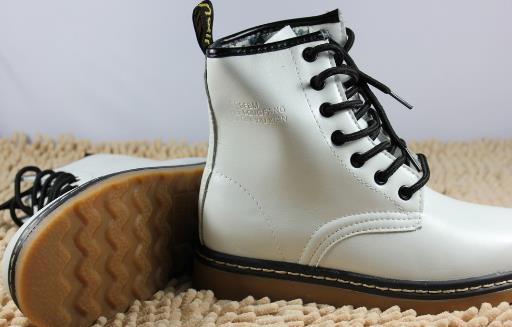 關于衣物鞋子清潔保養的17個小妙招