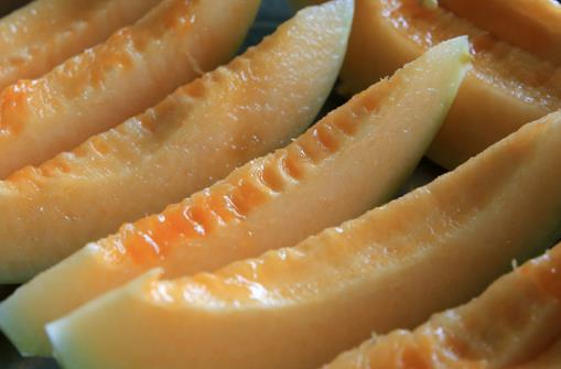 哈密瓜熟不熟？看這幾個(gè)地方就知道