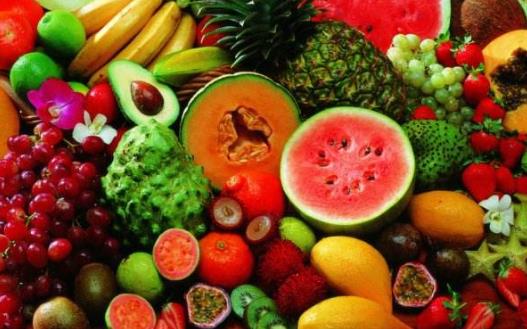 寶寶吃水果有講究 食用水果的誤區要避開