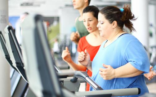 腋下有贅肉，怎么都減不下去？可能是副乳在作祟，還可能