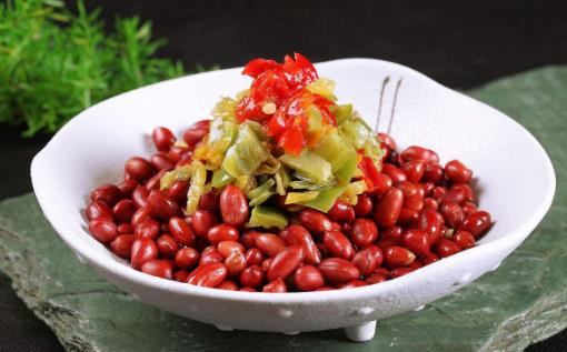 人長時間吃花生，對身體有什么好處？醫生提醒：這5類人不