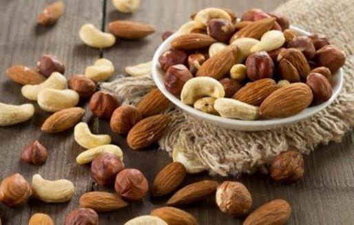 這種堅果好處多,若中老年人堅持吃2周,身體7大好處顯而易