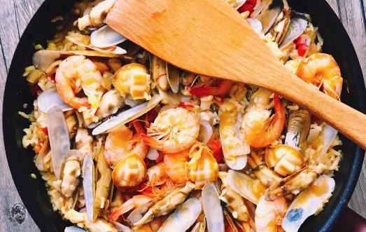 西班牙海鮮飯的做法 滿足你的胃口