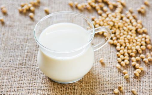 女人常喝豆漿可以美白肌膚