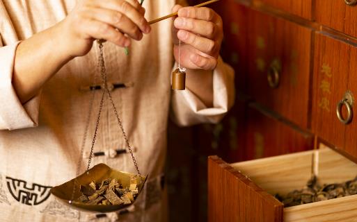 經(jīng)常煲中藥你煲的對(duì)嗎？ 可能令藥效減半