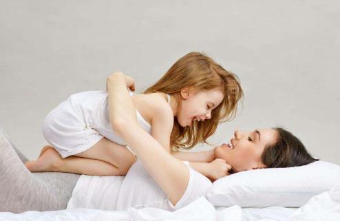 寶寶多大可以豎著抱？抱寶寶還有這么多學問