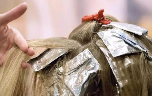 為什么總有人說染發會“致癌”？ 這有依據嗎？