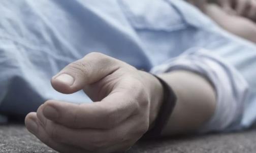 壓斷肋骨救回朋友 日常易猝死的惡習(xí)及猝死急救措施