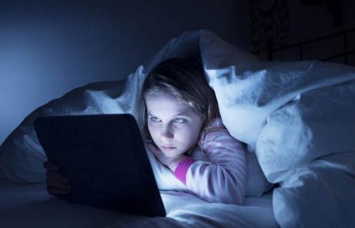 經常熬夜的人當心臉上皮膚暗沉 熬夜食譜大推薦