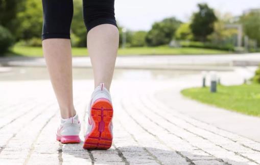 每天走4400步就能延年益壽？讓醫學大數據給你解答 