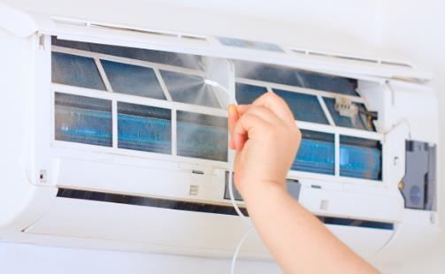 空調不清洗，長期使用對身體怎么樣？也許會滋生螨蟲，別