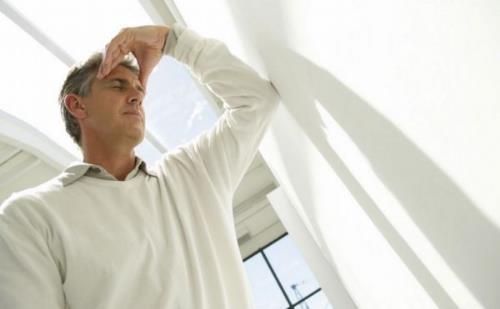 腦供血不足，這些壞習慣別忽視，一個個戒掉，腦子清醒心