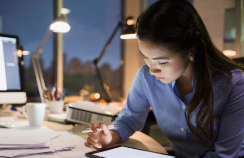 經常上夜班的人,怎么把“元氣”補回來?光靠補覺遠遠不