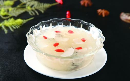 女性喝紅糖水能夠補血嗎?營養師:四類食物的效果更好,