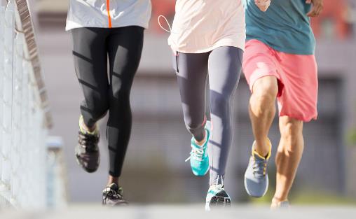 “煥發(fā)容顏”的幾項(xiàng)運(yùn)動,堅(jiān)持下去,你和同齡人有很大的