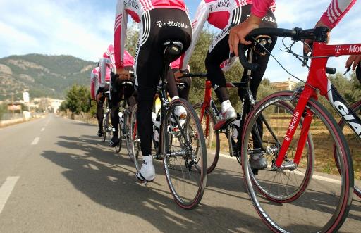 “煥發(fā)容顏”的幾項(xiàng)運(yùn)動,堅(jiān)持下去,你和同齡人有很大的