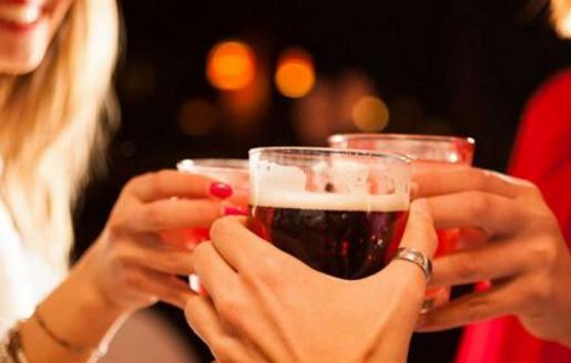 得脂肪肝的不都是胖子 脂肪肝也是酒精傷肝的結果