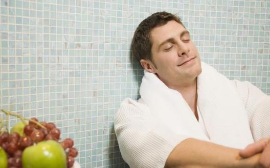 越是繁忙時越需要閉目養神 中老年人的閉目養神法