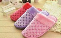 老人拖鞋不合腳 不僅易致疲勞還增加摔倒風險