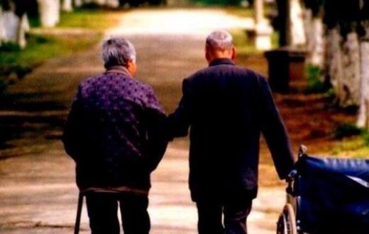 年老之后身高下降明顯 科學(xué)飲食體育鍛煉來(lái)改變