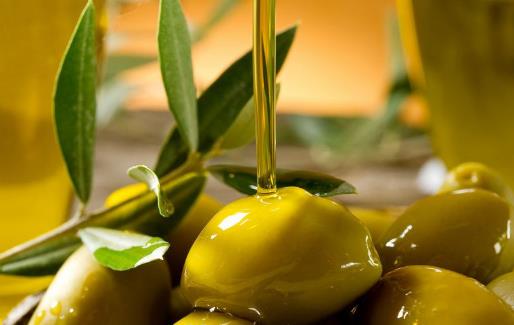 長期便秘是老年人的一顆定時炸彈 揉肚子促進腸蠕動