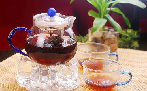 喝茶有講究，喝錯很傷身！細看4種茶的功效以及食用禁忌