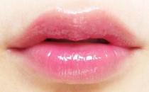 嘟嘟唇術后注意事項 漂亮的嘟嘟唇要結合自身基礎