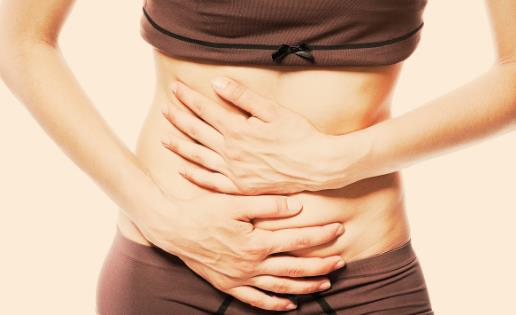 肚子贅肉厚，鼓起像懷孕？每天堅持4個動作，腹部越來越苗