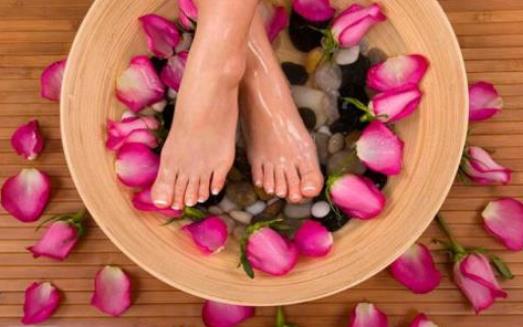 腳為精氣之根 中醫推薦泡腳方法