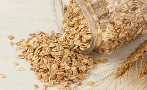 燕麥很多人喜歡吃,燕麥的營養價值很高,那么吃燕麥有什
