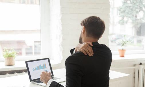 長期久對電腦要適當補充營養 平時常吃這些食物