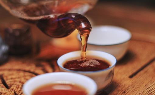 長期久對電腦要適當補充營養 平時常吃這些食物