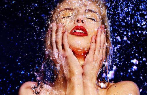 針對(duì)不同皮膚類型洗臉  面部肌膚更健康