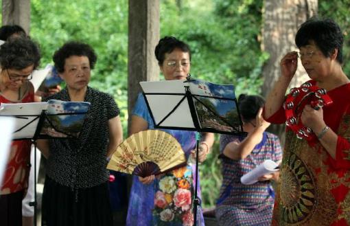 用新的理念安排退休生活 坦然接受年齡保持心態年輕