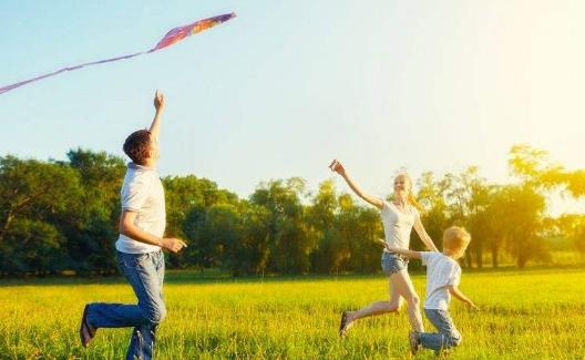 老人選擇獨居的原因 說服獨居父母同住的技巧