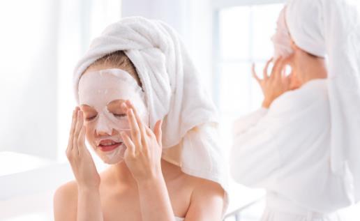 敷完面膜要洗臉嗎？一半的人都做錯了