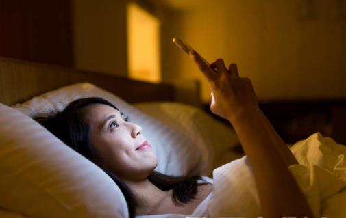 ?？措娔X怎么防輻射 推薦四個方法