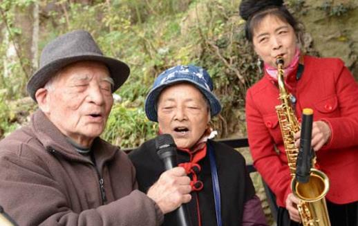 唱歌不僅有益身心健康 更是老年人養生的一大法寶