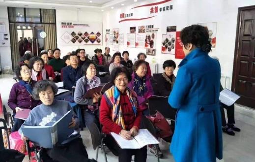 唱歌不僅有益身心健康 更是老年人養生的一大法寶