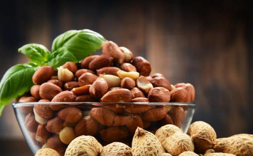 吃花生可以讓你記憶好更年輕 預防心腦血管疾病